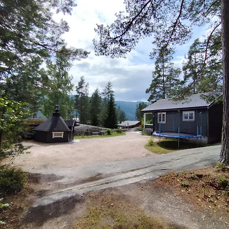 Ved Vråvatnet I * Vrådal