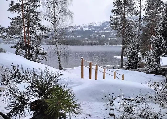 Ved Vravatnet I Feriehus *