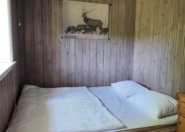 Ved Vravatnet I Feriehus *